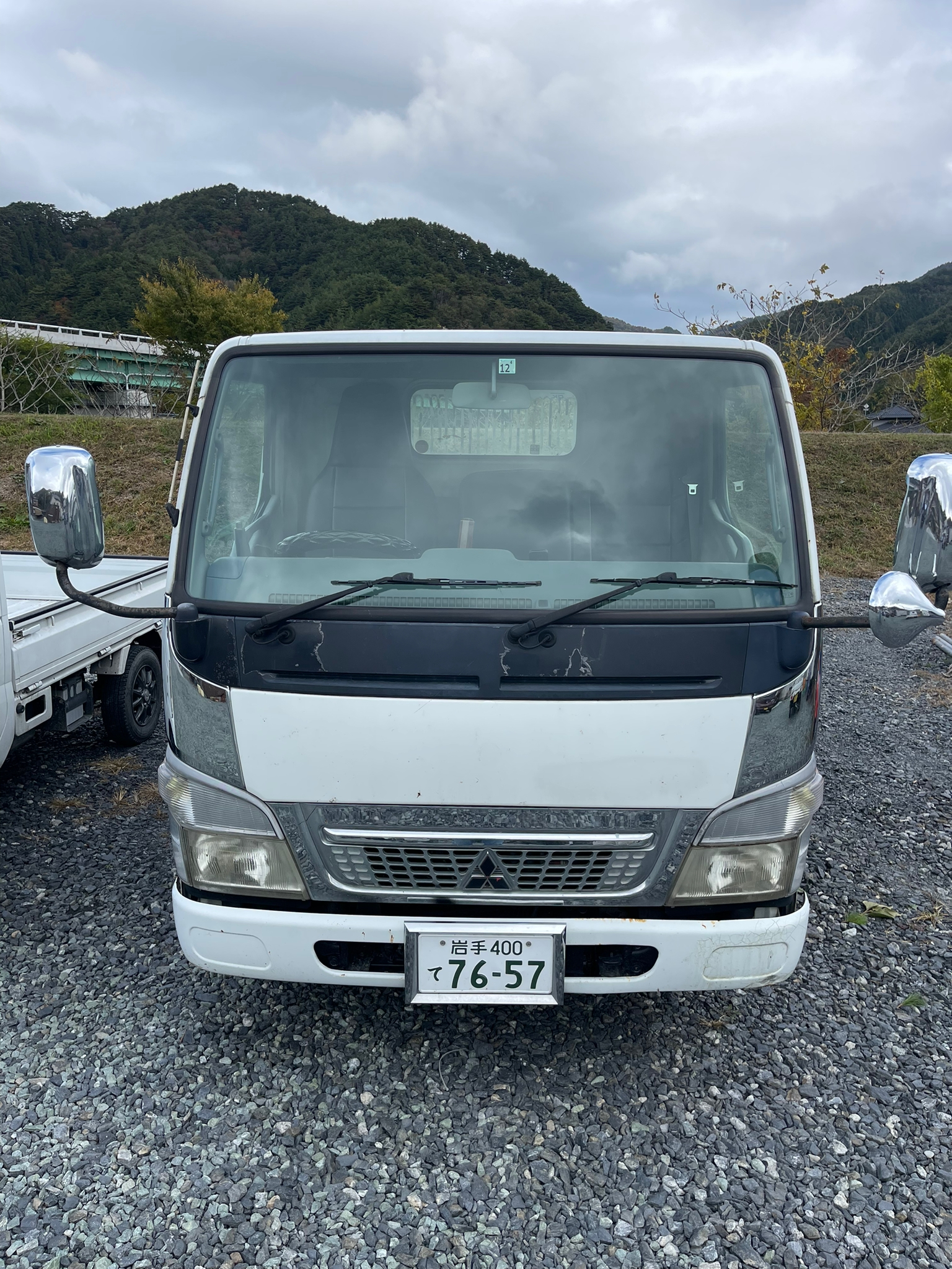 2003 MITSUBISHI CANTER